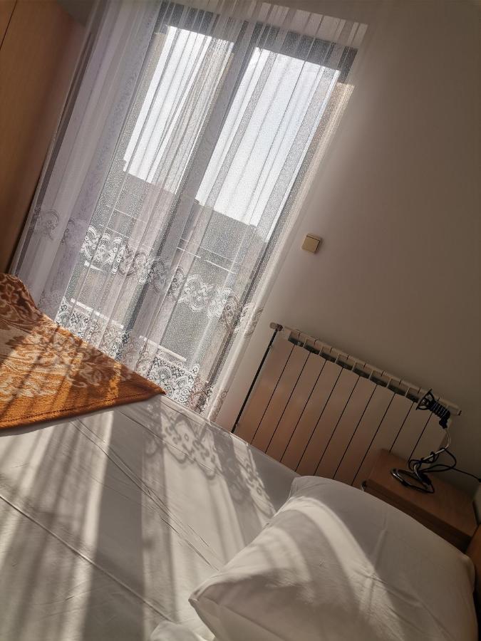 Apartments Petrica Малинска Экстерьер фото
